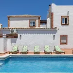 Mayo B * קוניל דה לה פרונטרה