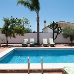 Mayo B Apartament *